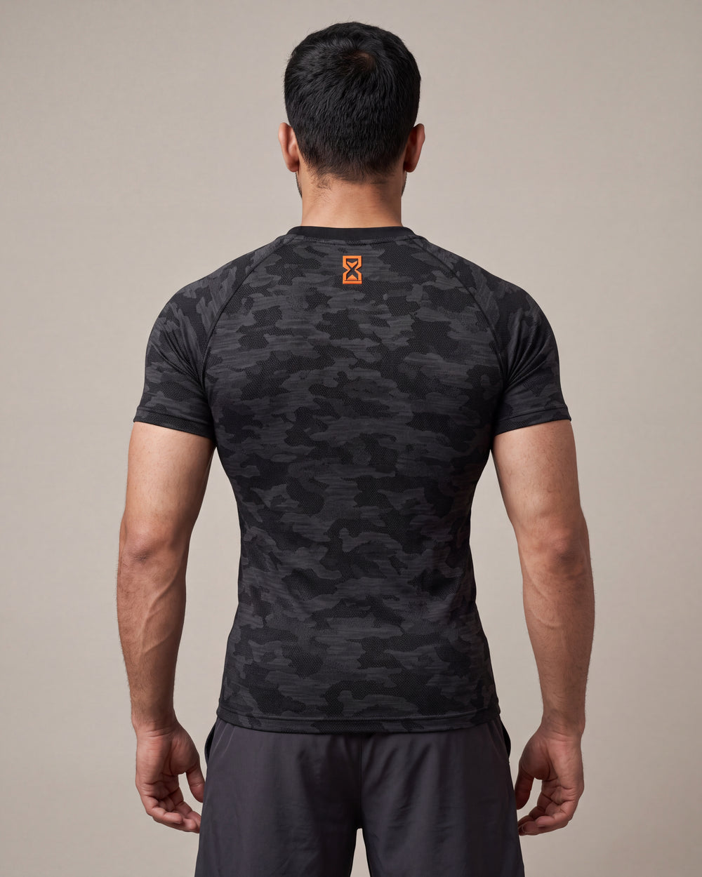 AirCore Muscle Fit T-Shirt – Short Sleeve – view 2